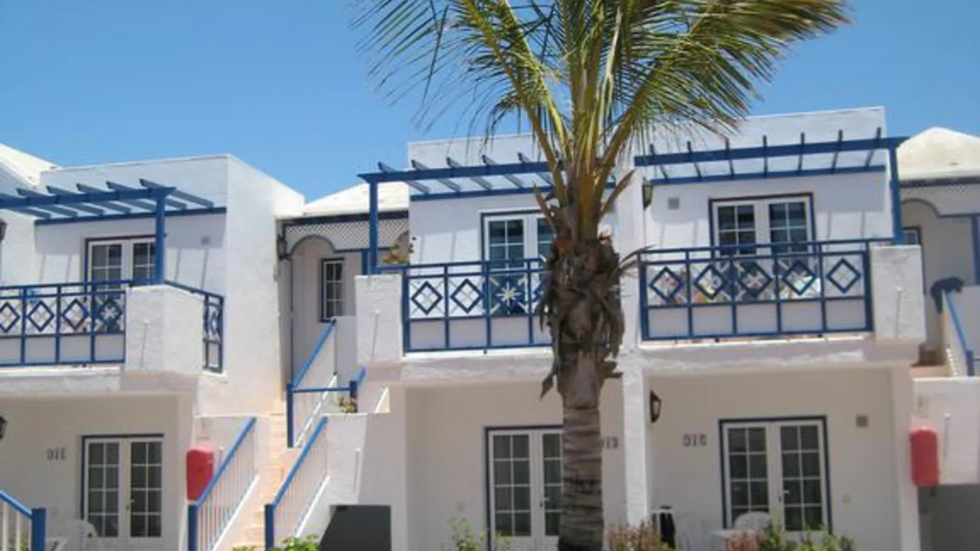 Atlantis Las Lomas Puerto del Carmen  0*, Puerto del Carmen (Lanzarote)
